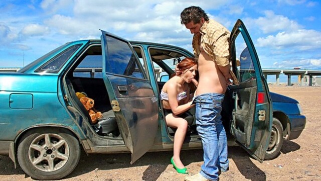 Seducing A Redhead Girl